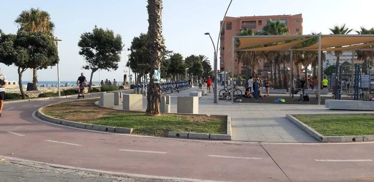 公寓 Malaga Huelin- Piso Con Terraza 3ª Linea De Playa酒店