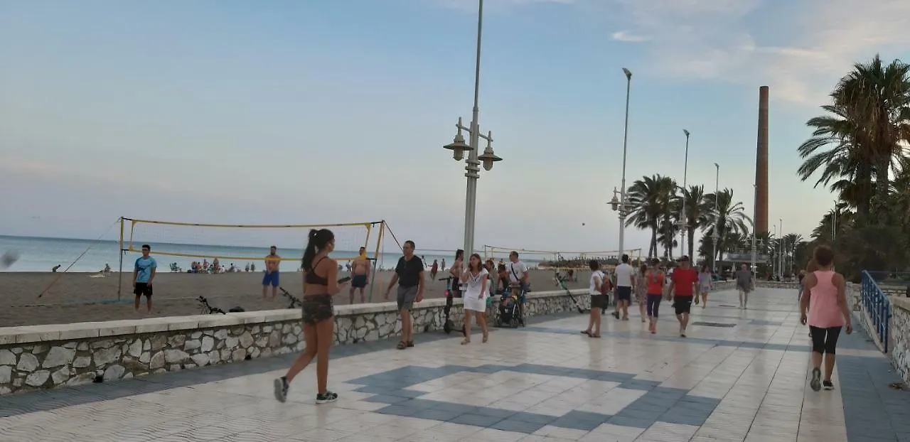 Отель Malaga Huelin- Piso Con Terraza 3ª Linea De Playa