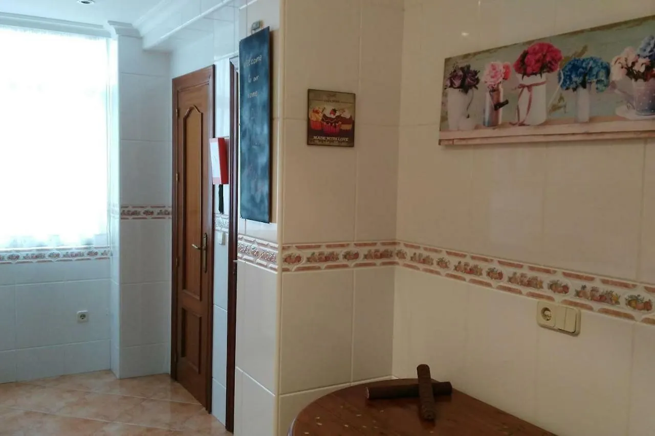 ホテルMalaga Huelin- Piso Con Terraza 3ª Linea De Playa 0*, マラガ